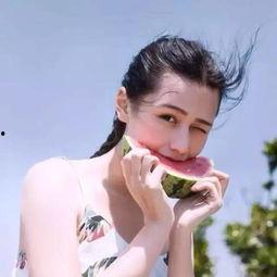 娱乐吃瓜酱阳光女孩,揭秘娱乐圈甜蜜瓜果背后的故事