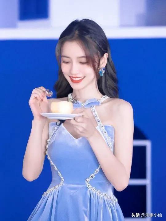 吃瓜娱乐热巴,揭秘娱乐圈幕后故事