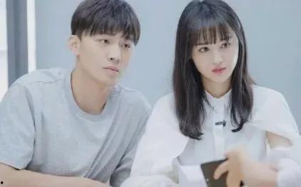 娱乐圈主播吃瓜,主播吃瓜，揭秘明星幕后故事